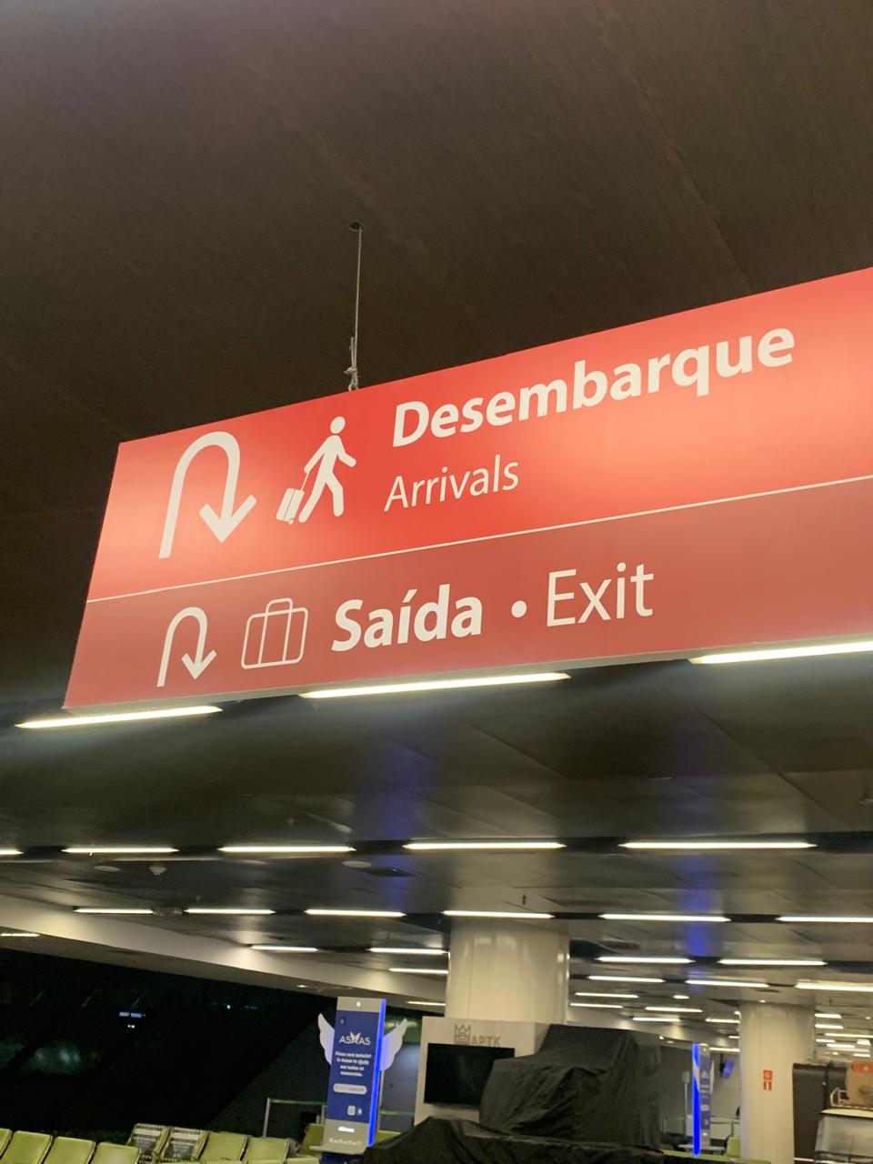 Aeropuerto de Brasilia ¡Lorea Comparini!